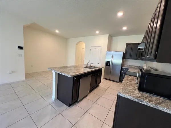 $2,100 | 1370 Yellow Finch Drive, Davenport, FL 33837