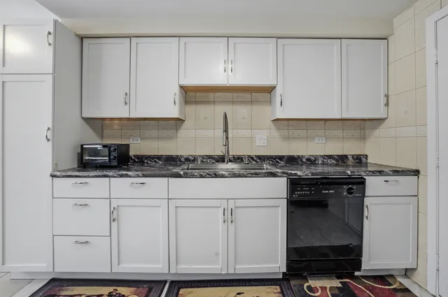 $245,000 | 1874 Windward Lane, Hanover Park, IL 60133