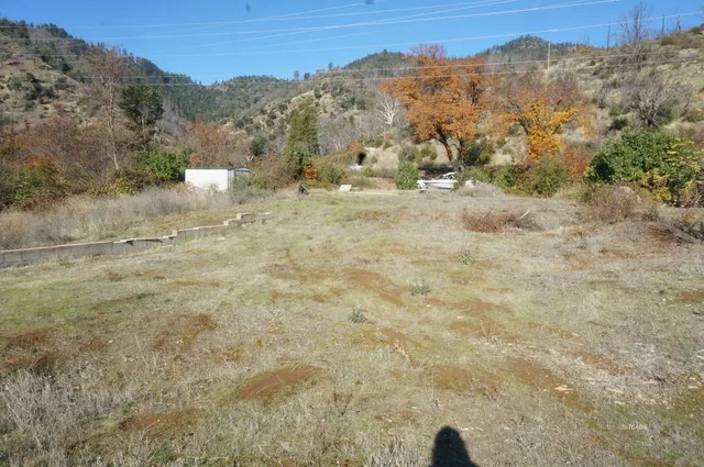 $175,000 | 50 Acorn Lane, Junction City, CA 96048