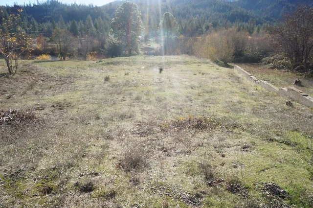 $175,000 | 50 Acorn Lane, Junction City, CA 96048