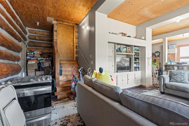 $695,000 | 91 3rd Avenue, Parshall, CO 80468