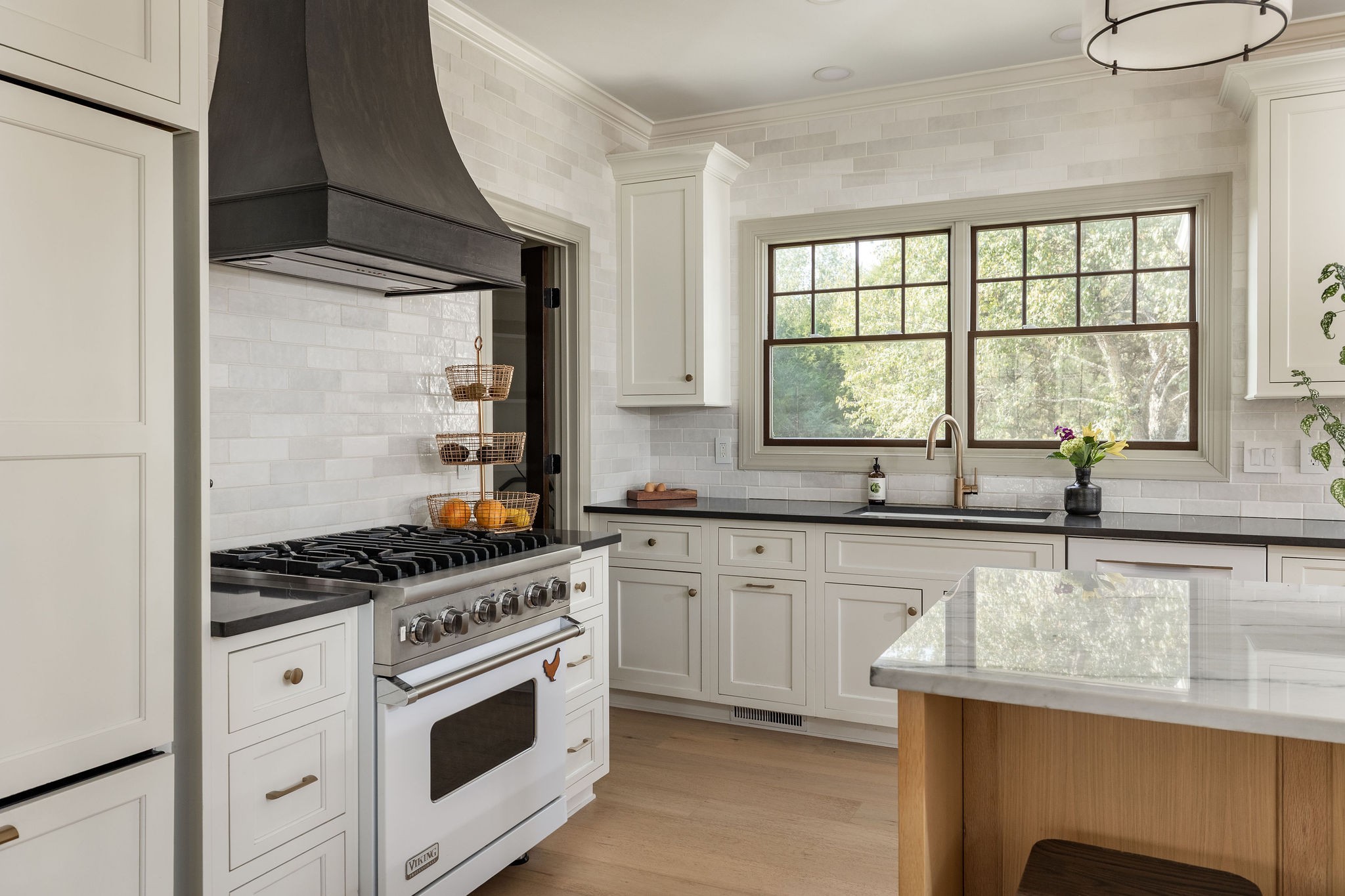 6238 Arno Road Franklin, TN 37064 - Photo 14 of 59 a kitchen with granite countertop a stove and a sink