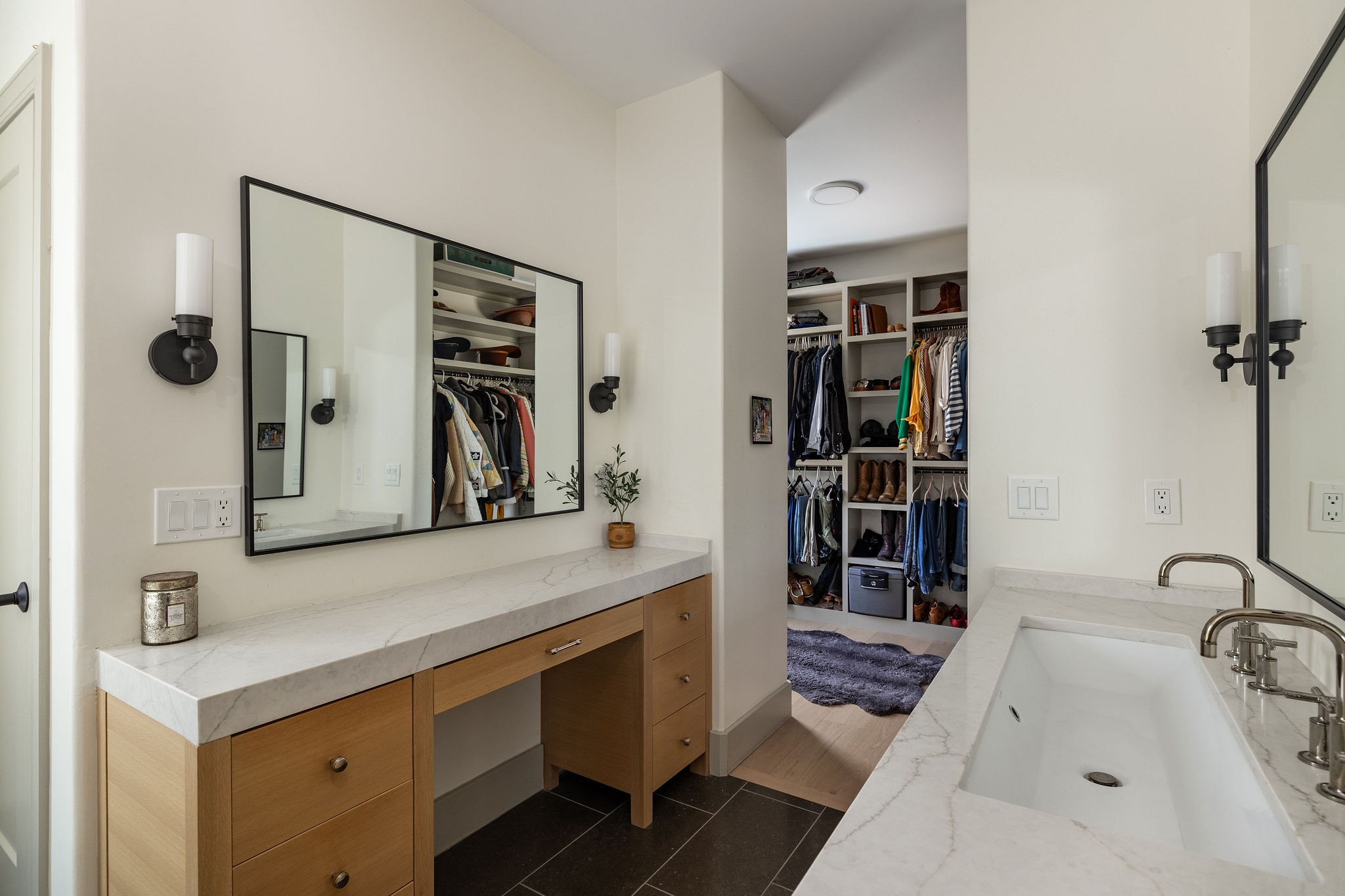 6238 Arno Road Franklin, TN 37064 - Photo 48 of 59 a bathroom with a bathtub and a sink