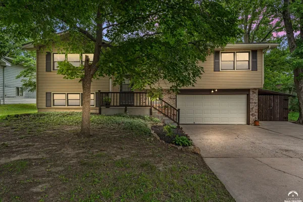 $335,000 | 2122 Marvonne Road, Lawrence, KS 66047