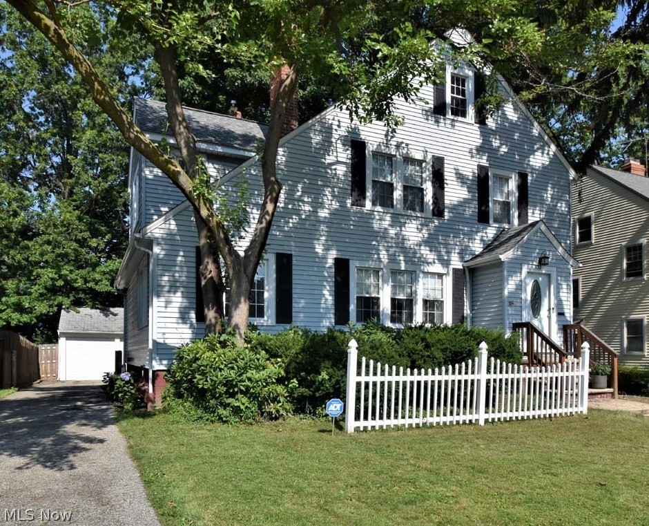 932 Beverly Road Cleveland Heights, OH 44121 - Photo 1 of 26 Gallery Image 1