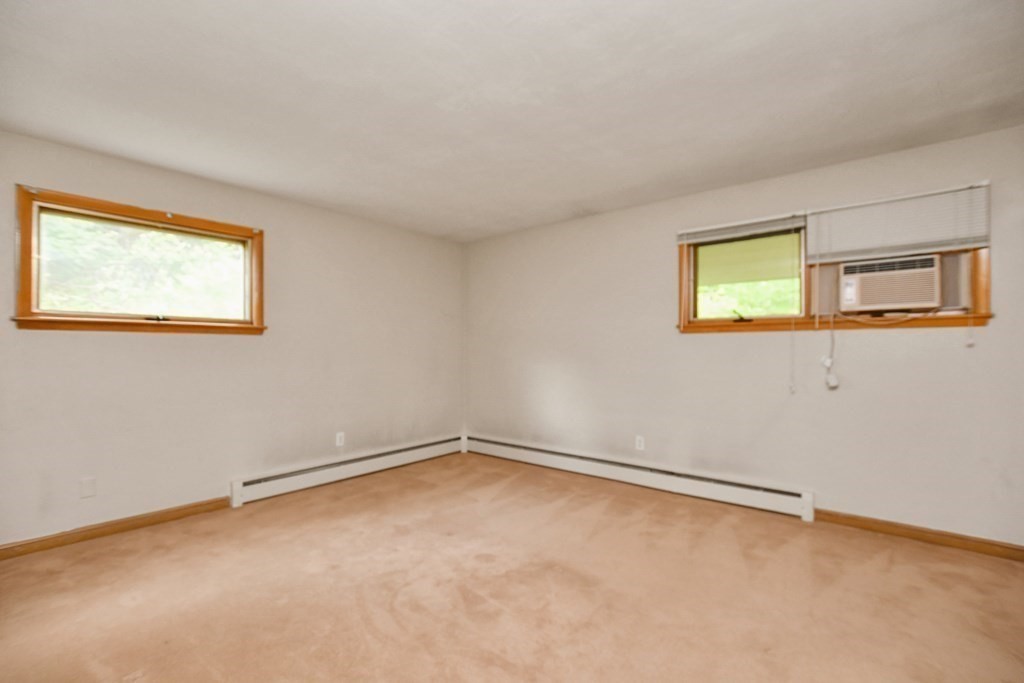 13 Bradley Road Salem, MA 01970 - Photo 20 of 32 Gallery Image 20