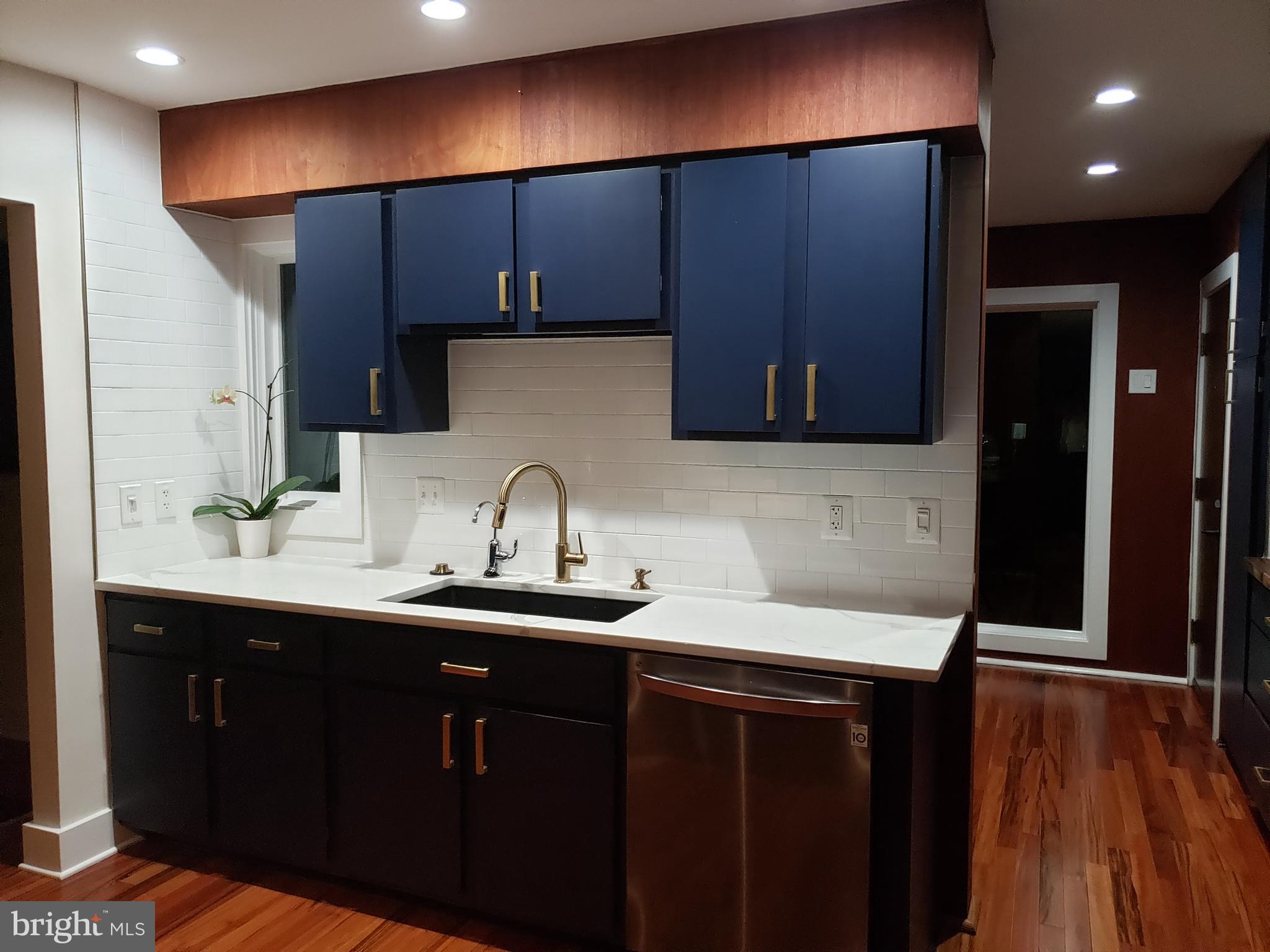 1329 Buttermilk Lane Reston, VA 20190 - Photo 2 of 78