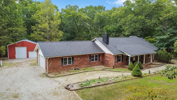 $399,000 | 109 Centinnial Lane, Galena, MO 65656
