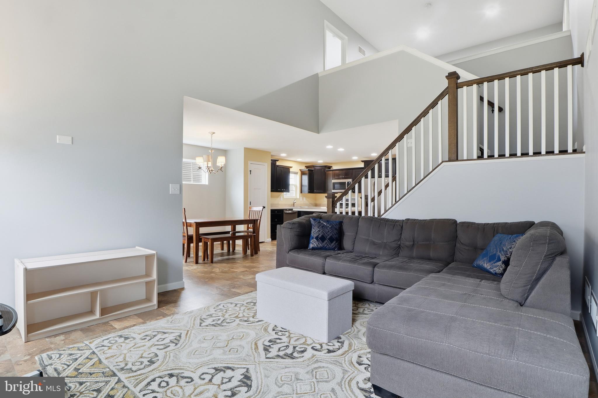 2606 Woodspring Drive York, PA 17402 - Photo 20 of 60 a living room with furniture and wooden floor