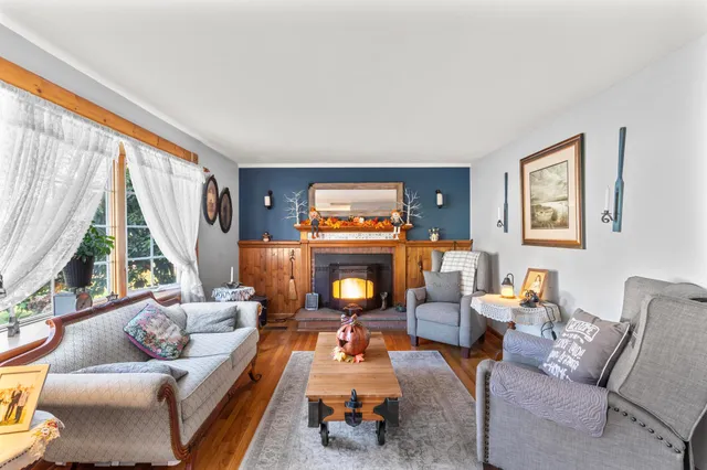 $639,900 | 361 Rock Lane, Milford, CT 06460