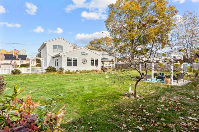 $639,900 | 361 Rock Lane, Milford, CT 06460