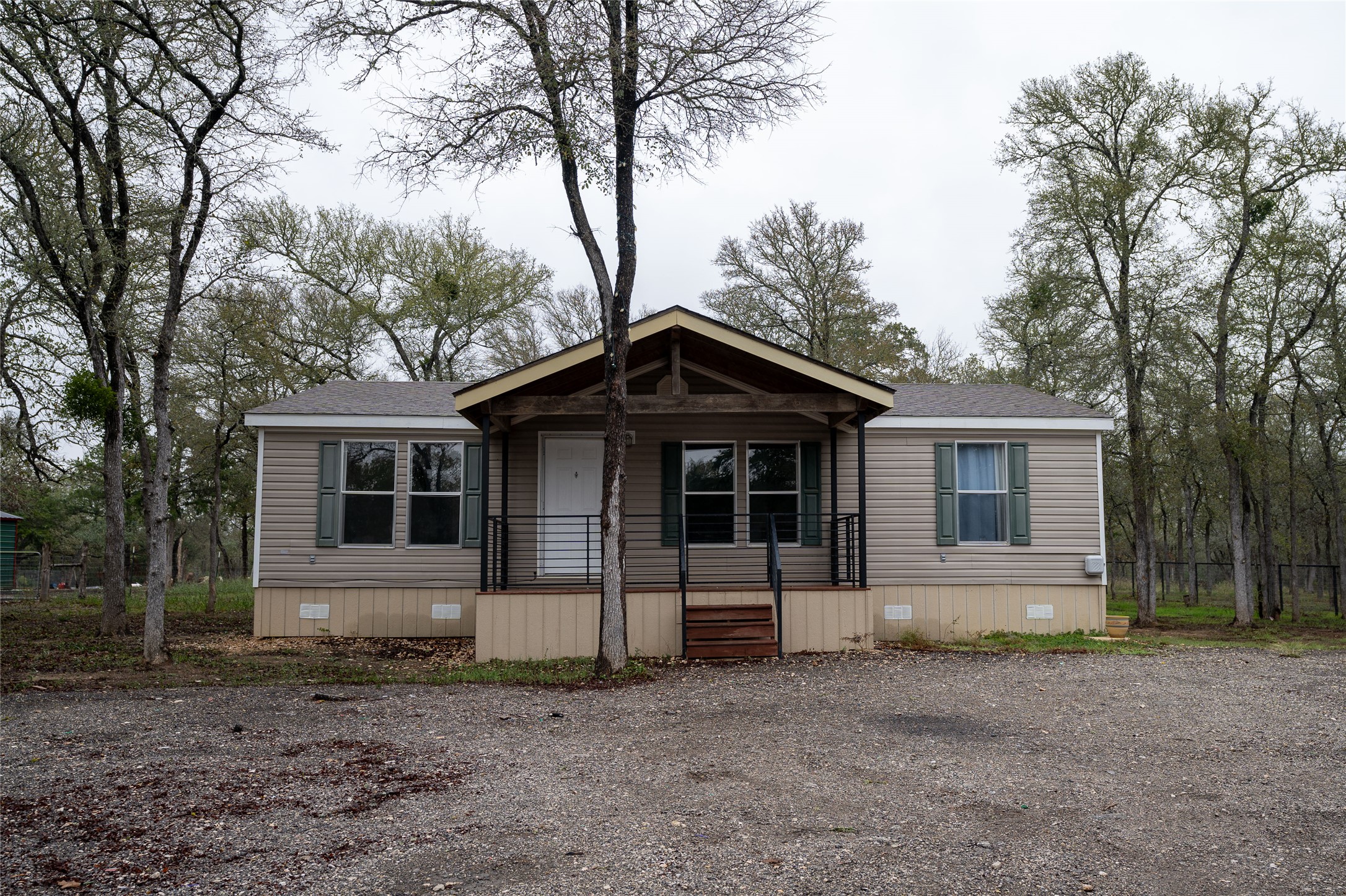View of manufactured / mobile home