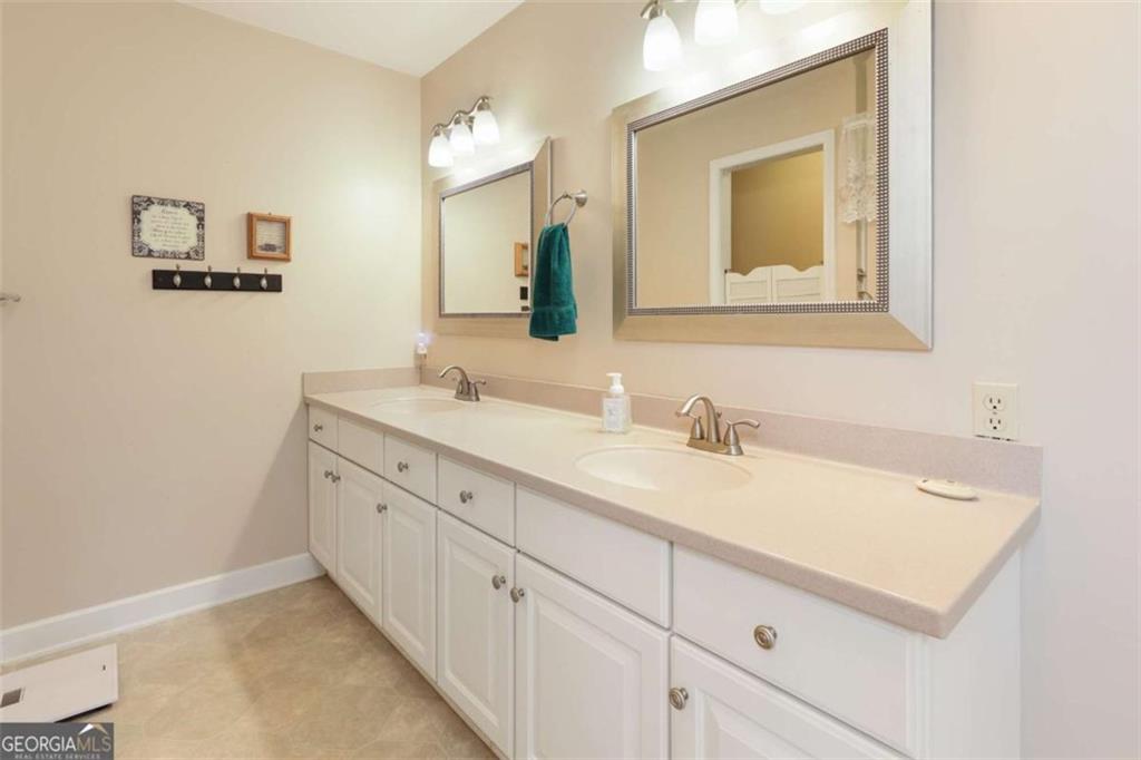 444 Covered Bridge Road Covington, GA 30016 - Photo 11 of 22