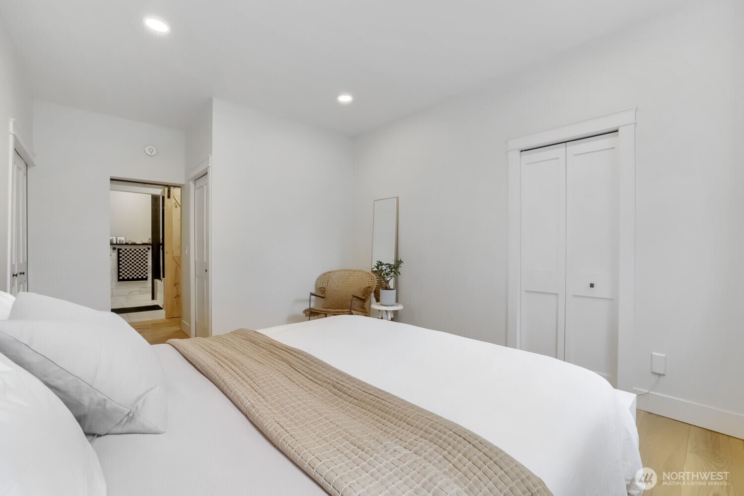1608 North 50th Street Seattle, WA 98103 - Photo 17 of 30
