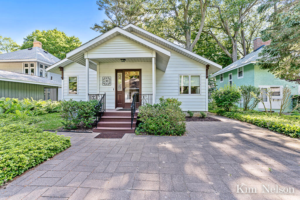 6100 Murray Road