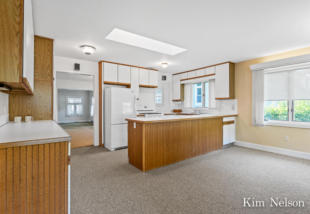 6100 Murray Road Whitehall, MI 49461 - Photo 2 of 74 Dining /Kitchen Area