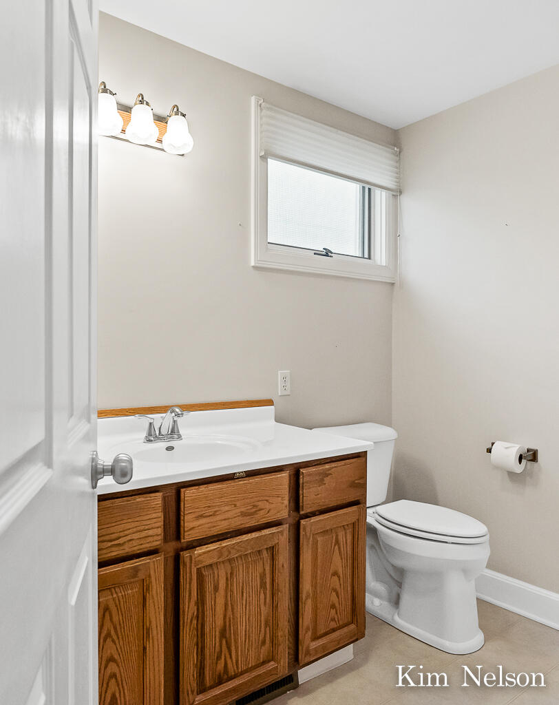 6100 Murray Road Whitehall, MI 49461 - Photo 23 of 74 Main Floor Bathroom