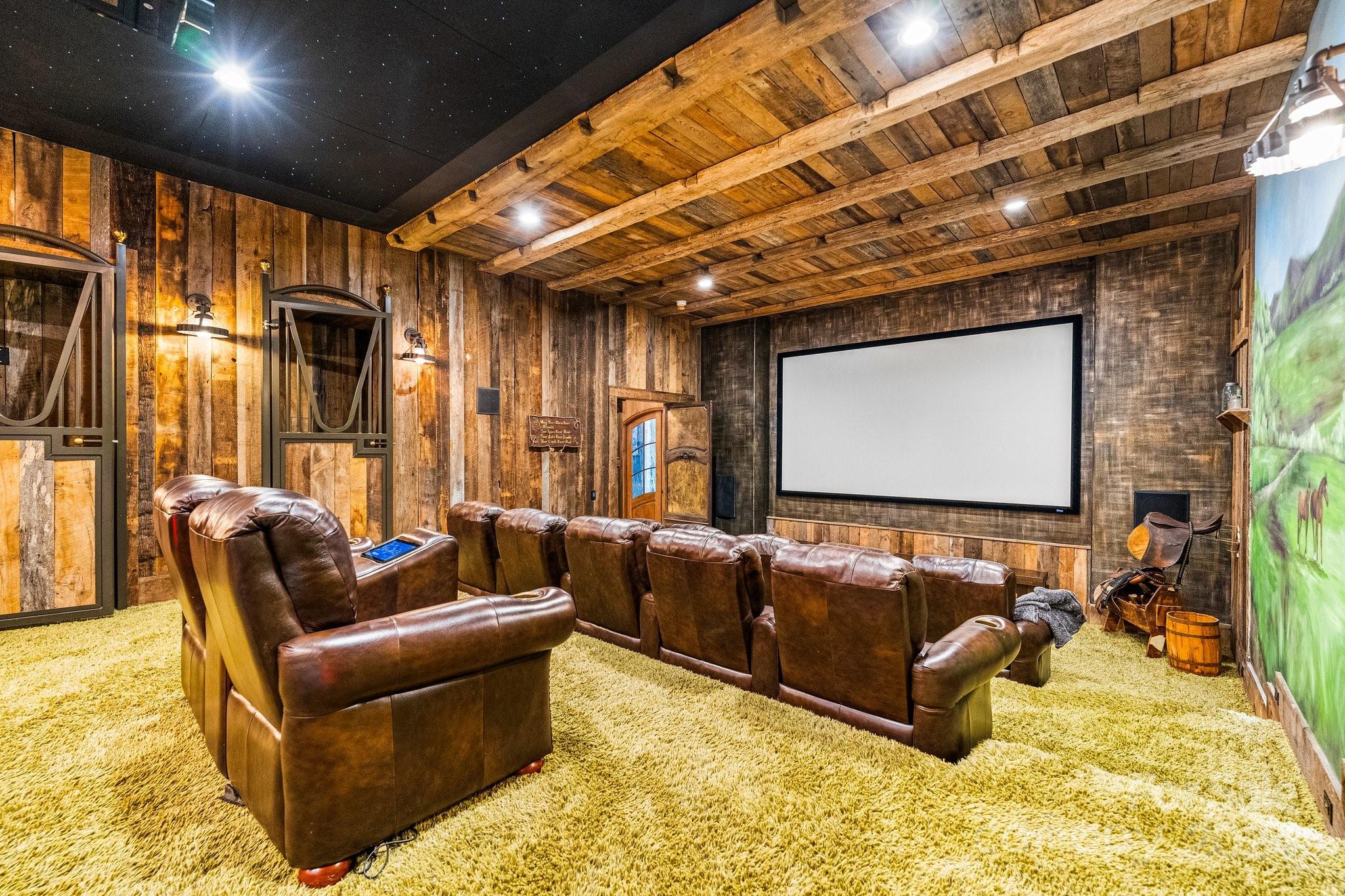 16700 Tinker Place Cornelius, NC 28031 - Photo 44 of 47 a living room with furniture