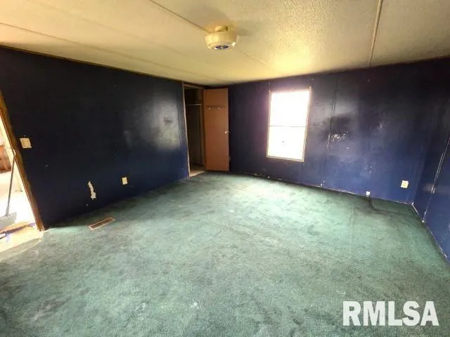 $160,000 | 19499 North Iris Lane, Mount Vernon, IL 62864