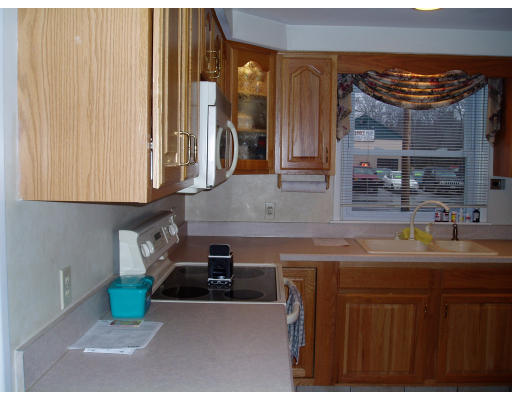 1711 Providence Road Northbridge, MA 01534 - Photo 3 of 11 Gallery Image 3