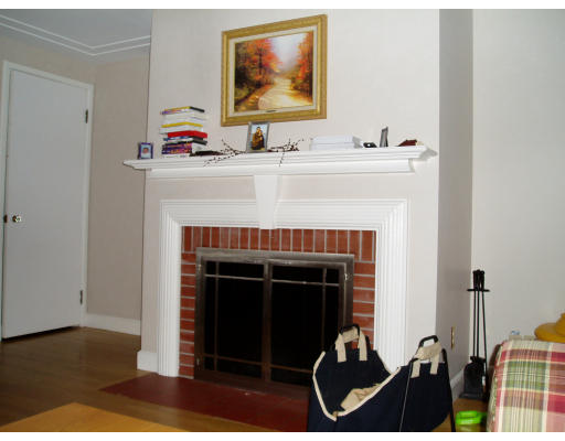 1711 Providence Road Northbridge, MA 01534 - Photo 5 of 11 Gallery Image 5