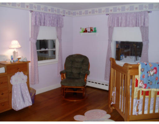 1711 Providence Road Northbridge, MA 01534 - Photo 7 of 11 Gallery Image 7