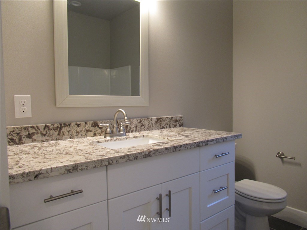 4822 Feigley Road West Port Orchard, WA 98367 - Photo 11 of 22 Gallery Image 11