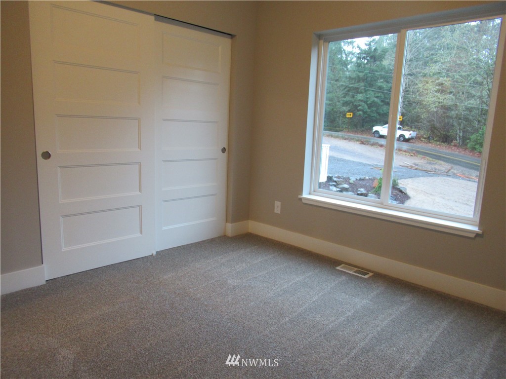 4822 Feigley Road West Port Orchard, WA 98367 - Photo 12 of 22 Gallery Image 12