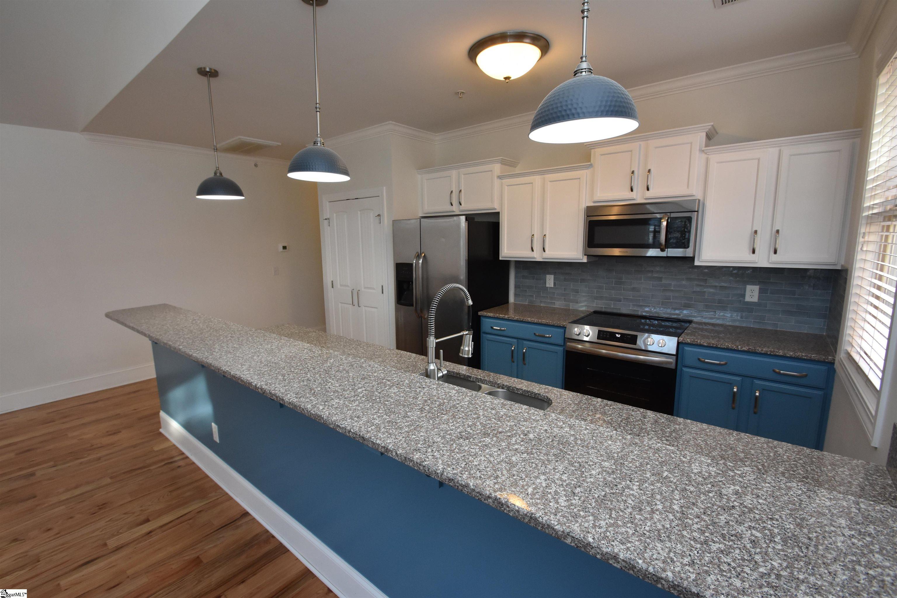 9 B Harris Street Greenville, SC 29601 - Photo 3 of 17