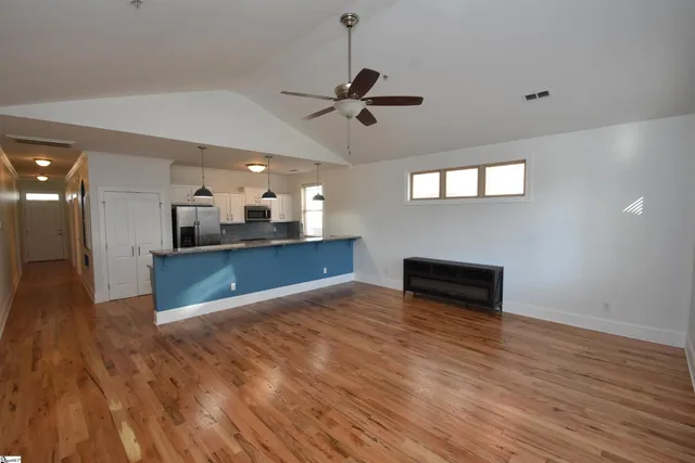 $1,395 | 9 B Harris Street, Greenville, SC 29601