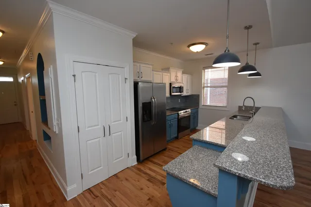 $1,395 | 9 B Harris Street, Greenville, SC 29601