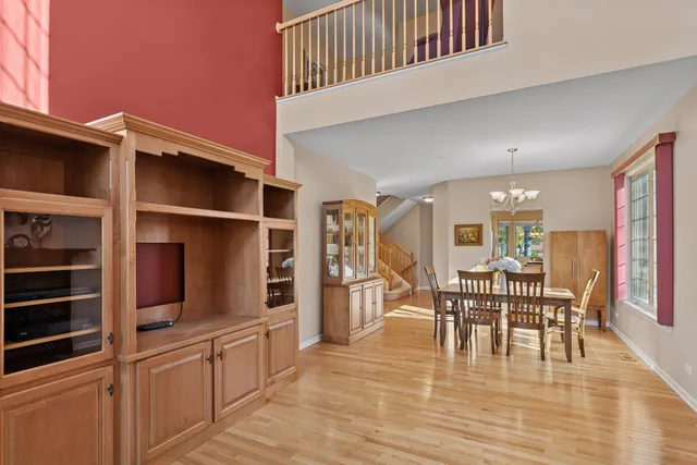 $389,000 | 706 Owl Creek Lane, Gurnee, IL 60031