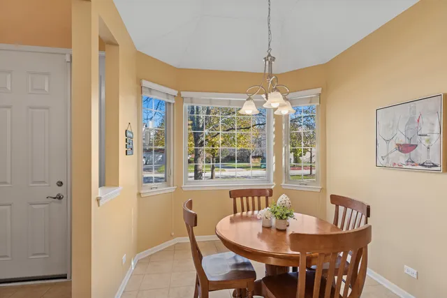 $389,000 | 706 Owl Creek Lane, Gurnee, IL 60031