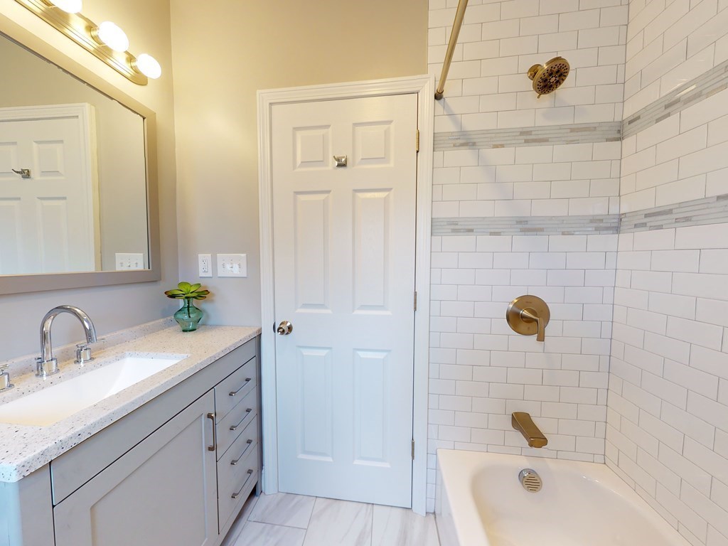 6 Reddy Avenue Boston, MA 02136 - Photo 24 of 36 Gallery Image 24