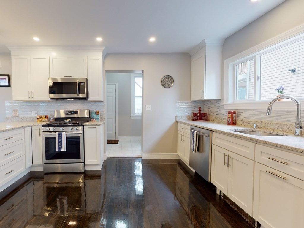 6 Reddy Avenue Boston, MA 02136 - Photo 8 of 36 Gallery Image 8