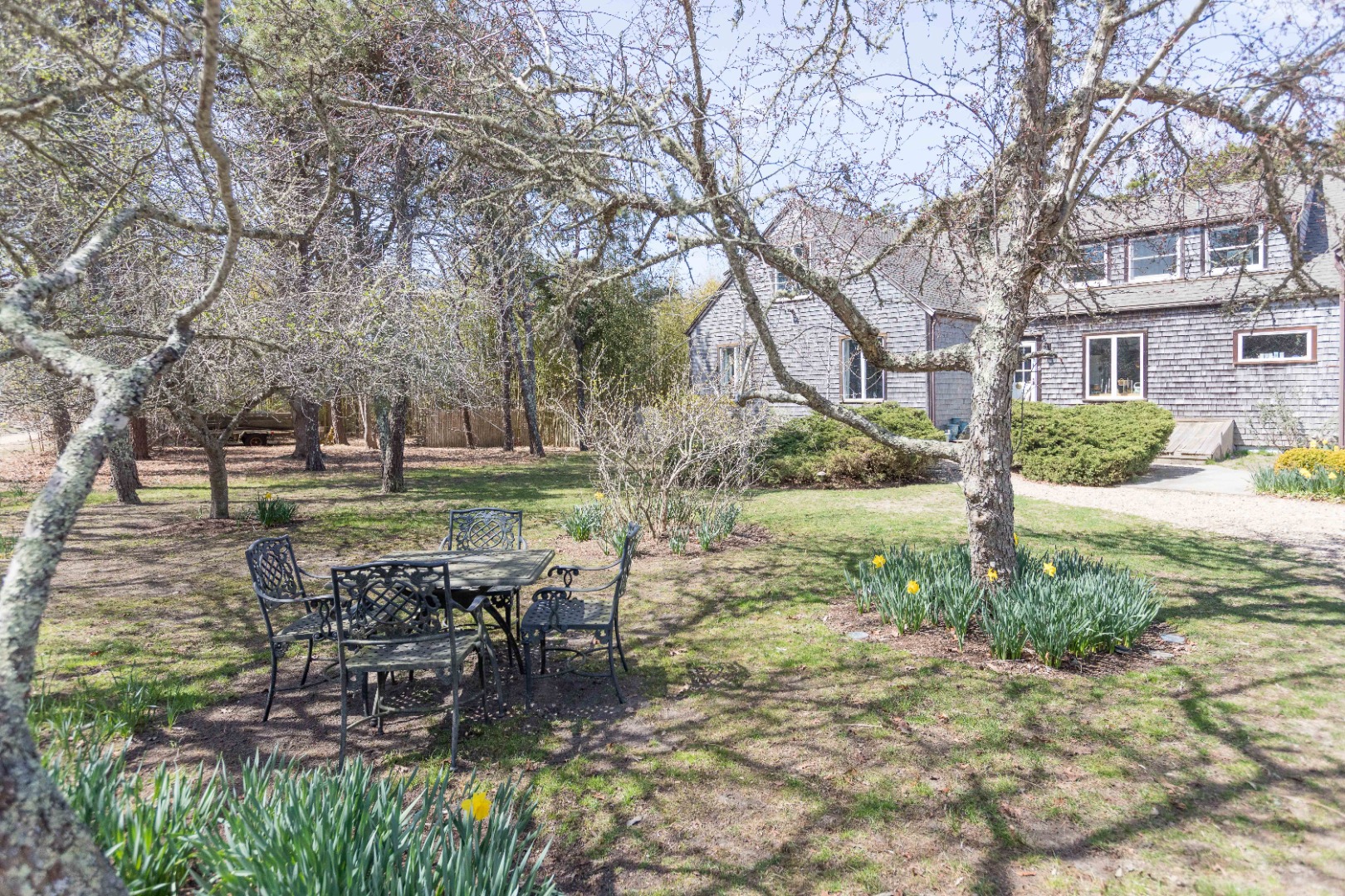 5 Toombs Court Nantucket, MA 02554 - Photo 9 of 11