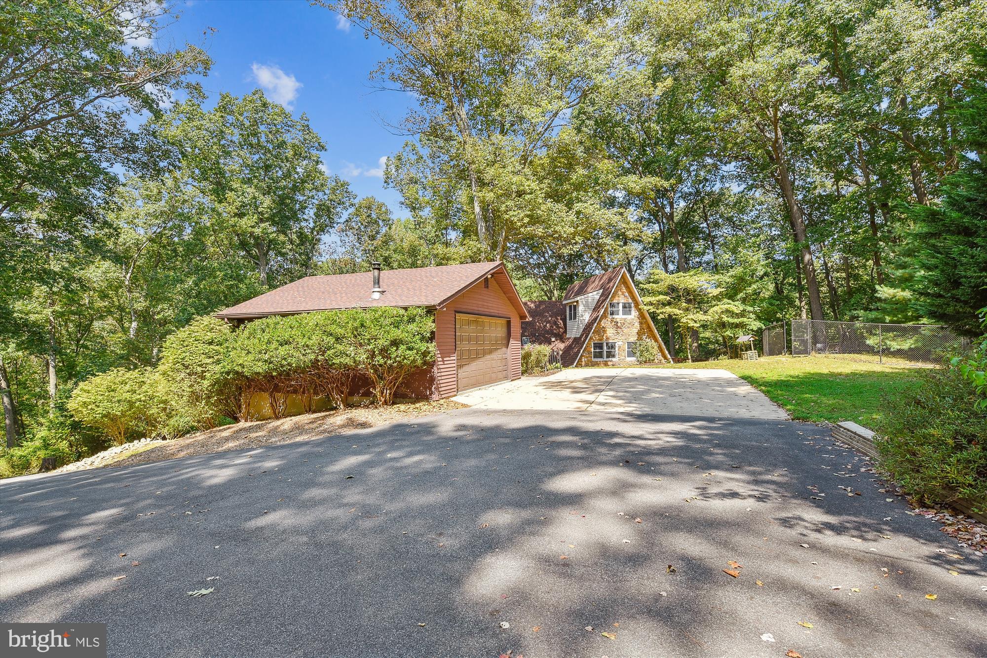1922 Cosner Road Forest Hill, MD 21050 - Photo 8 of 62 Driveway