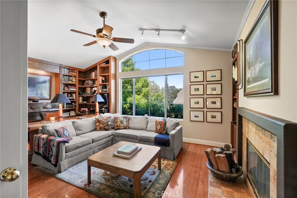 27600 Rutherford Place Valencia, CA 91354 - Photo 28 of 69 Gallery Image 28