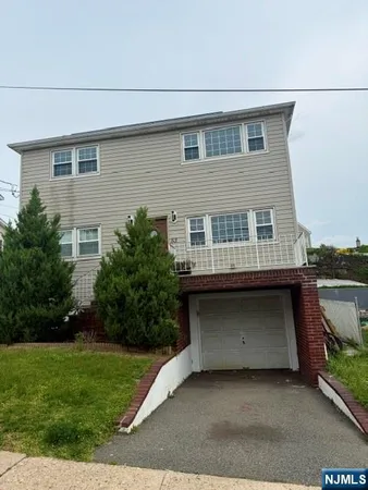 a view of house and outdoor space