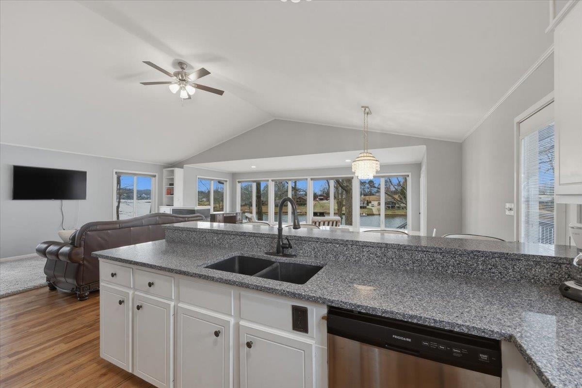 412 Rockcove Road Inman, SC 29349 - Photo 16 of 46