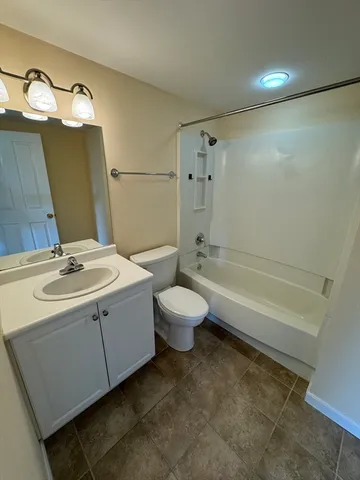 $2,975 | 8 Museum Way, Unit 416, Cambridge, MA 02141