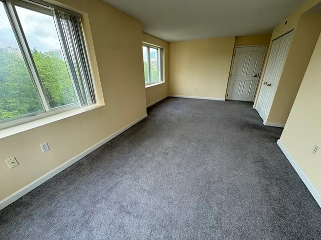 $2,975 | 8 Museum Way, Unit 416, Cambridge, MA 02141