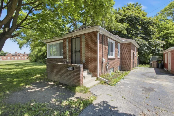 $130,000 | 182 Summit Street, Pontiac, MI 48342