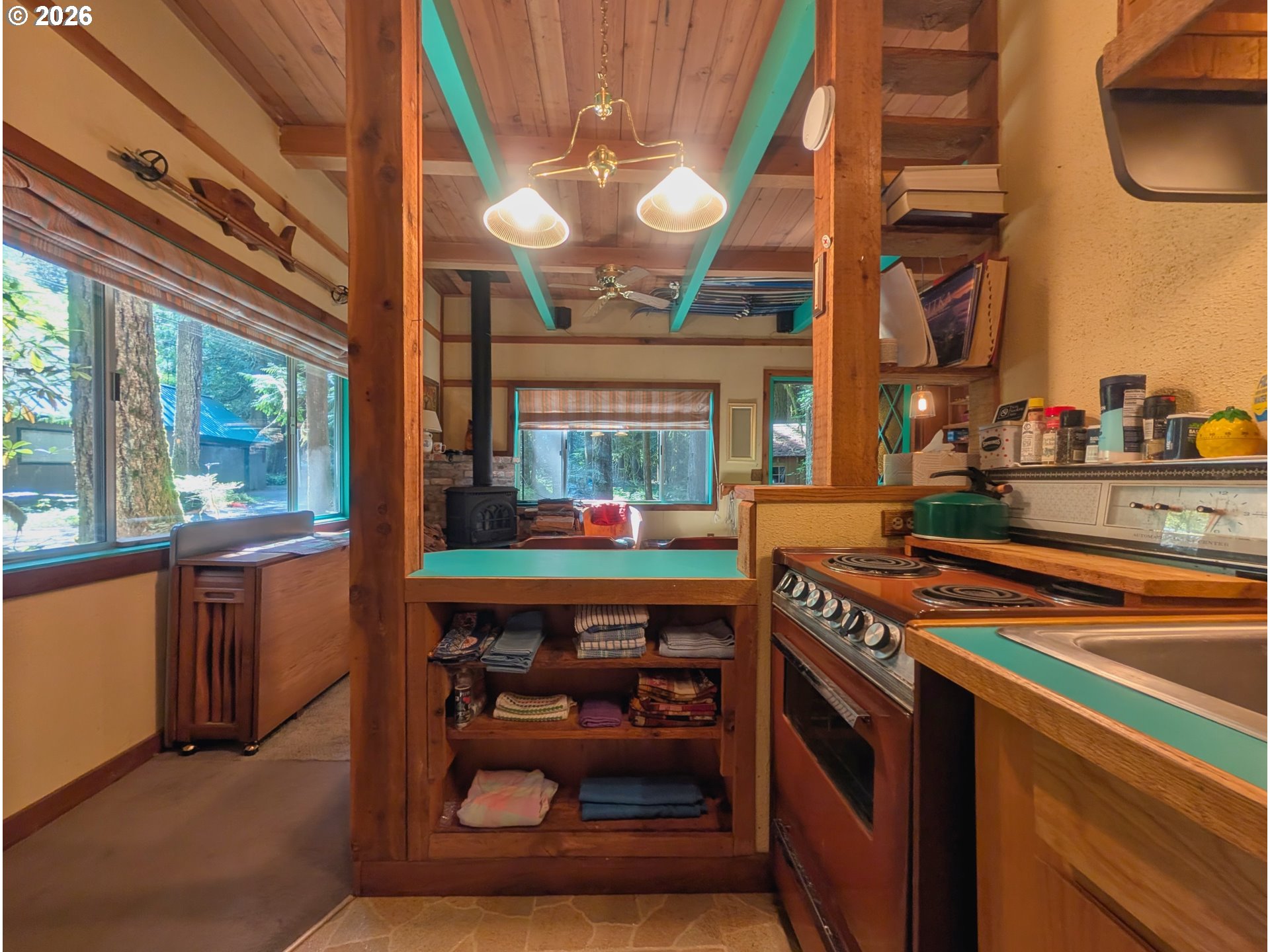 27503 East Marion Drive Rhododendron, OR 97049 - Photo 13 of 29 Gallery Image 13