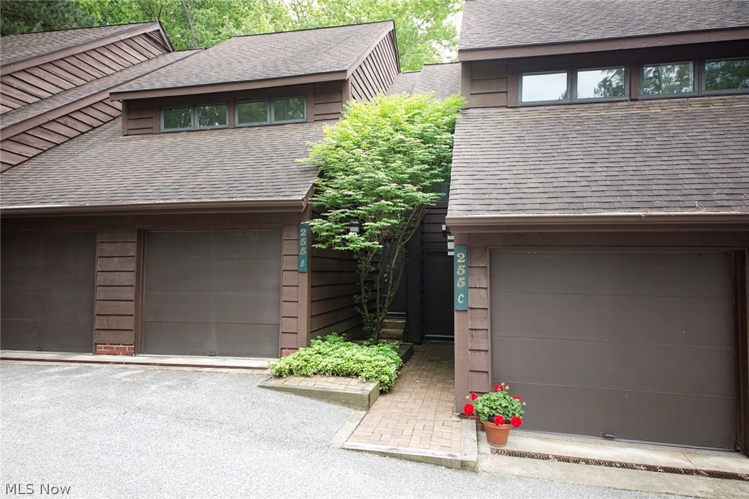 255 Solon Road, Unit B Chagrin Falls, OH 44022 - Photo 1 of 14 Gallery Image 1