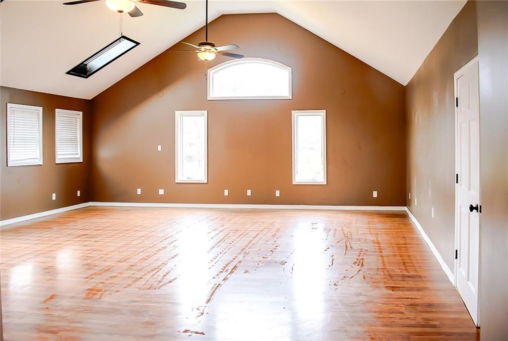 1378 Robbins Station Road Irwin, PA 15642 - Photo 14 of 46