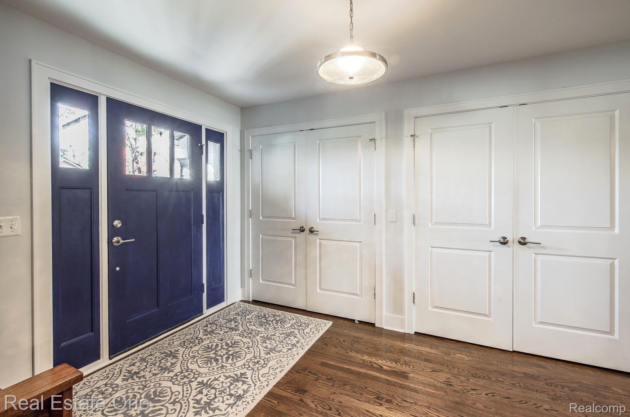 124 Ferndale Avenue Rochester, MI 48307 - Photo 5 of 49 Gallery Image 5