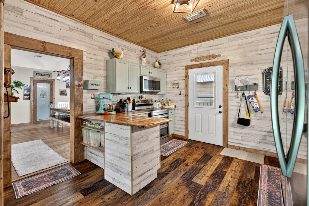627 Big 4 Road Wiggins, MS 39577 - Photo 5 of 67 Gallery Image 5