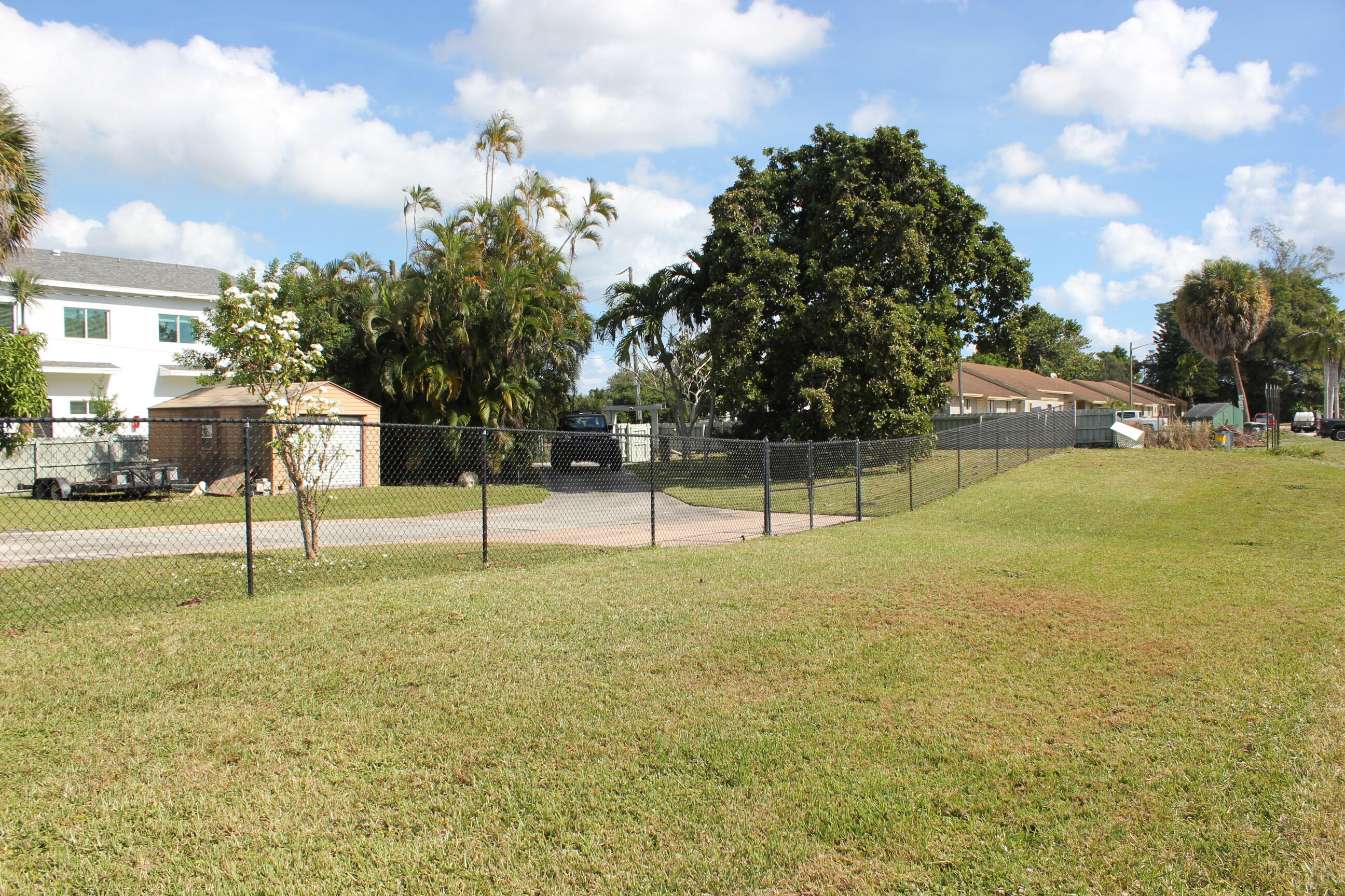 4981 Serafica Drive Lake Worth, FL 33461 - Photo 6 of 44 IMG_3773