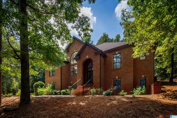 $495,000 | 105 Quarterhorse Lane, Alabaster, AL 35007